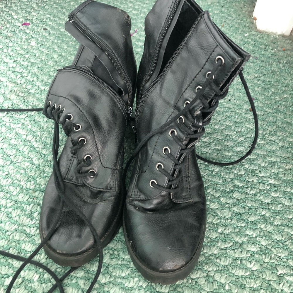 Lace up boots